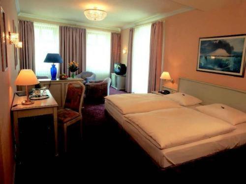 Hotel Zur Post Bernkastel-Kues Eksteriør bilde